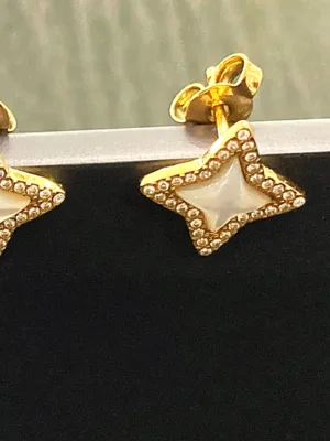 Boucles d’oreilles PIERRE LANNIER