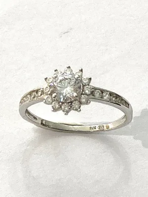bague marguerite or gris 375 oxydes de zirconium