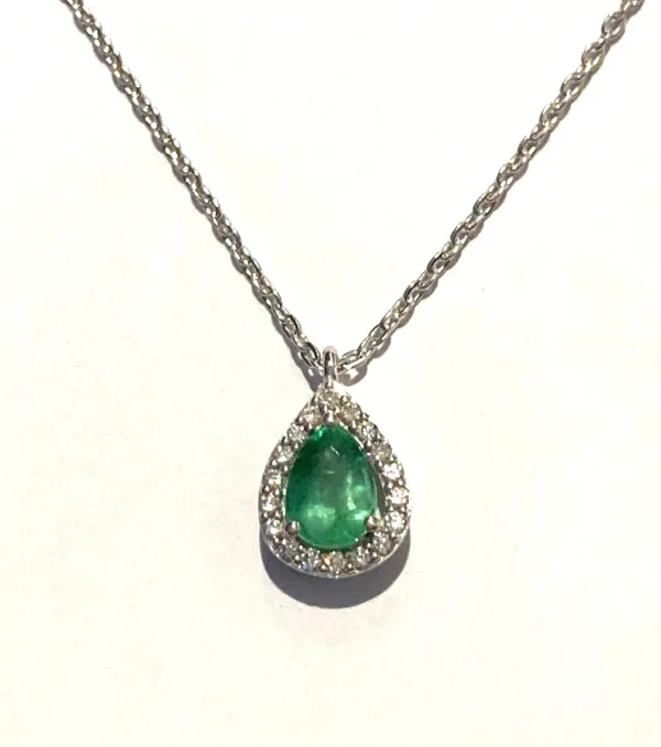 WhatsApp Image 2026-08-05 at 12.29.26 collier or 750 Emeraude