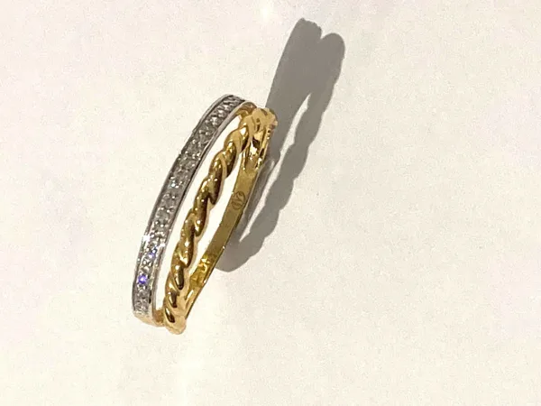 WhatsApp Image 2026-08-08 at 12.22.31 alliance double anneaux or bicolore 375/ oxydes de zirconium