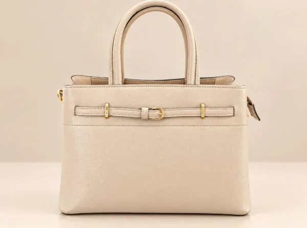 WhatsApp Image 2026-09-23 at 18.12.19 sac porté main cuir beige clair